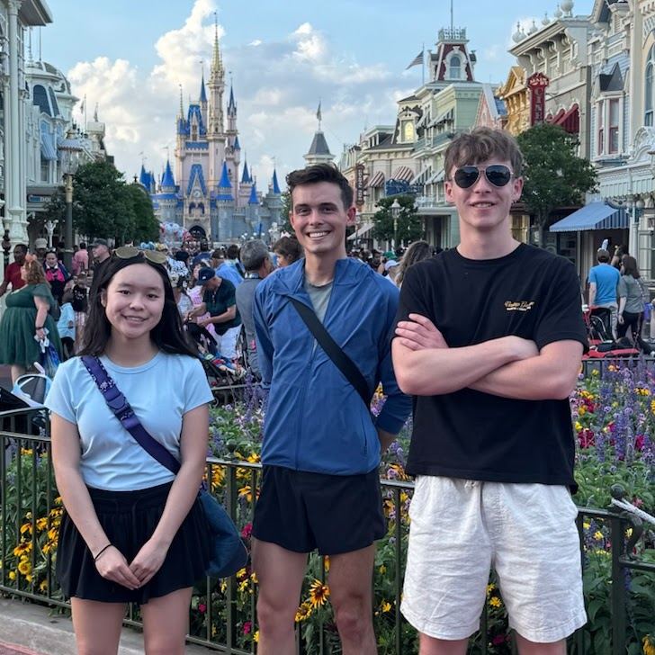 Lafayette DECA members together on a chapter trip